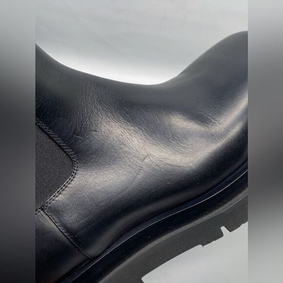 Bottega Veneta Lug Sole Leather Chelsea Boots size 38.5 - Picture 11 of 16